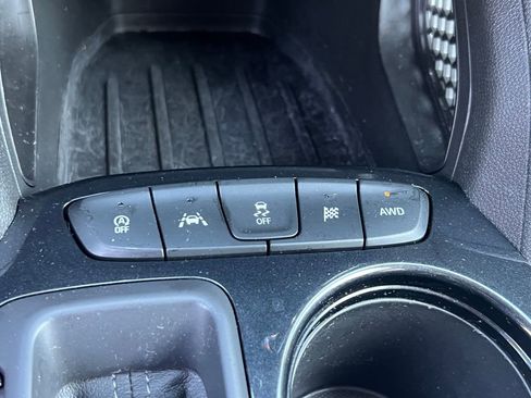 Used 2025 Chevrolet TrailBlazer LT AWD/4WD image 26