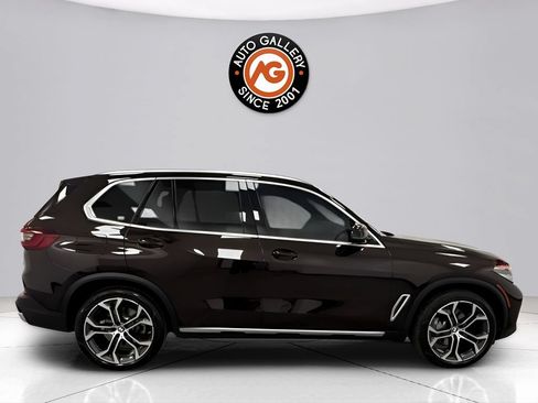 Used 2023 BMW X5 xDrive40i w/ Premium Package AWD/4WD image 2