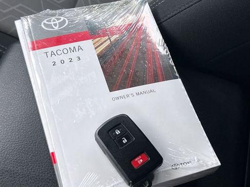 Certified 2023 Toyota Tacoma TRD Sport AWD/4WD image 12