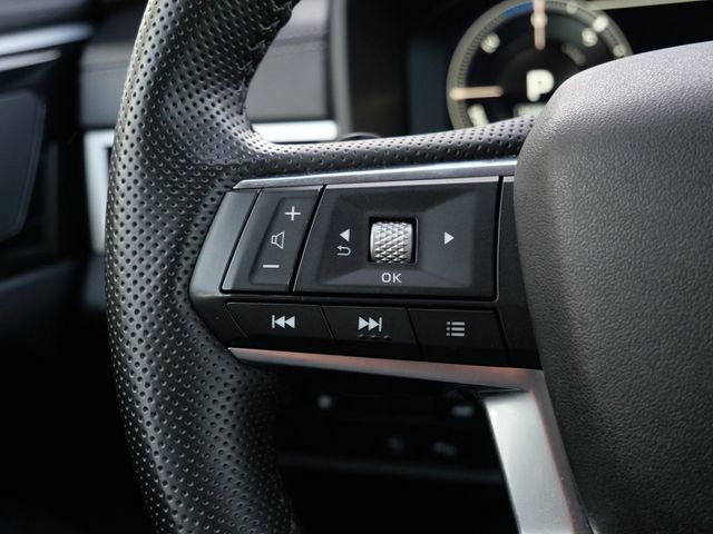 Used 2024 Mitsubishi Outlander SE AWD/4WD image 17