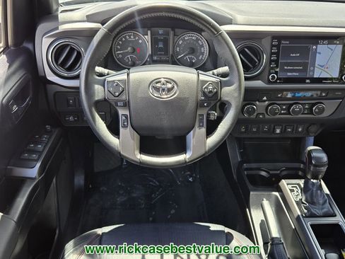 Used 2021 Toyota Tacoma TRD Pro AWD/4WD image 14