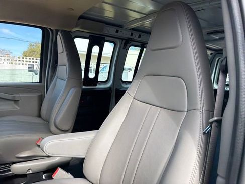 New 2025 Chevrolet Express 2500 Work Van 3D Cargo Van w/ Driver Convenience Package RWD image 22