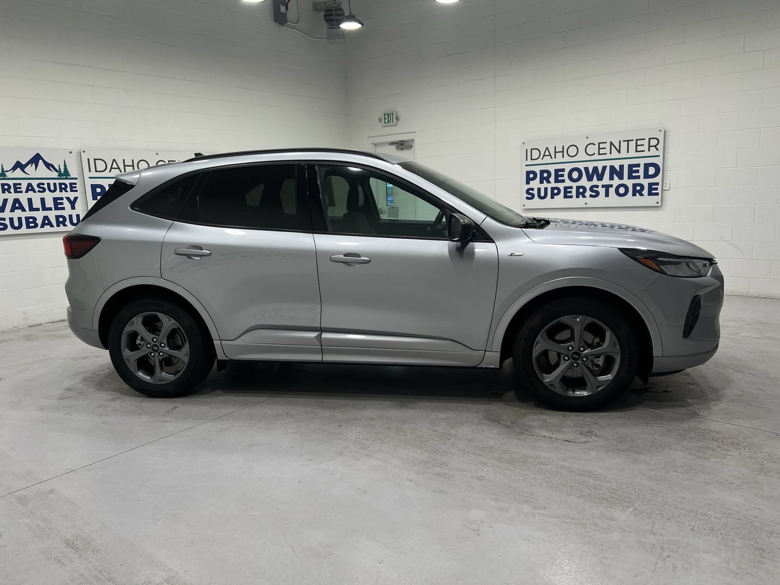 Used 2024 Ford Escape ST-Line FWD image 9