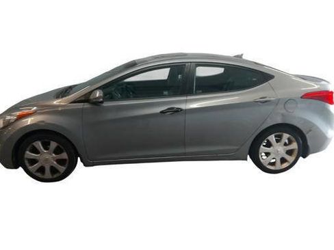 Used 2012 Hyundai Elantra Limited FWD image 2