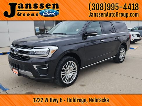 Used 2024 Ford Expedition Max Limited image 2