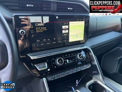 Used 2024 GMC Sierra 1500 Denali w/ Denali Reserve Package AWD/4WD image 9