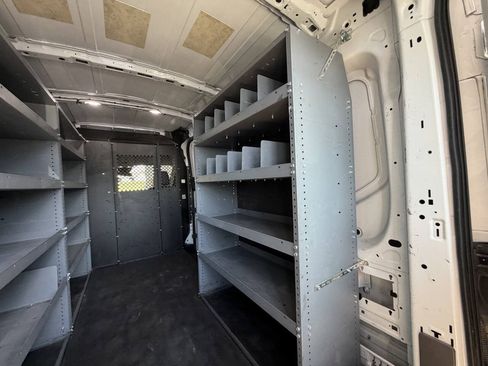 Used 2022 Ford Transit 250 Medium Roof AWD image 24