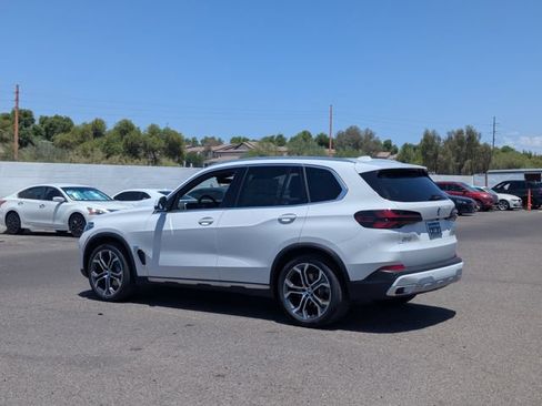 Used 2026 BMW X5 xDrive40i w/ Climate Comfort Package AWD/4WD image 8