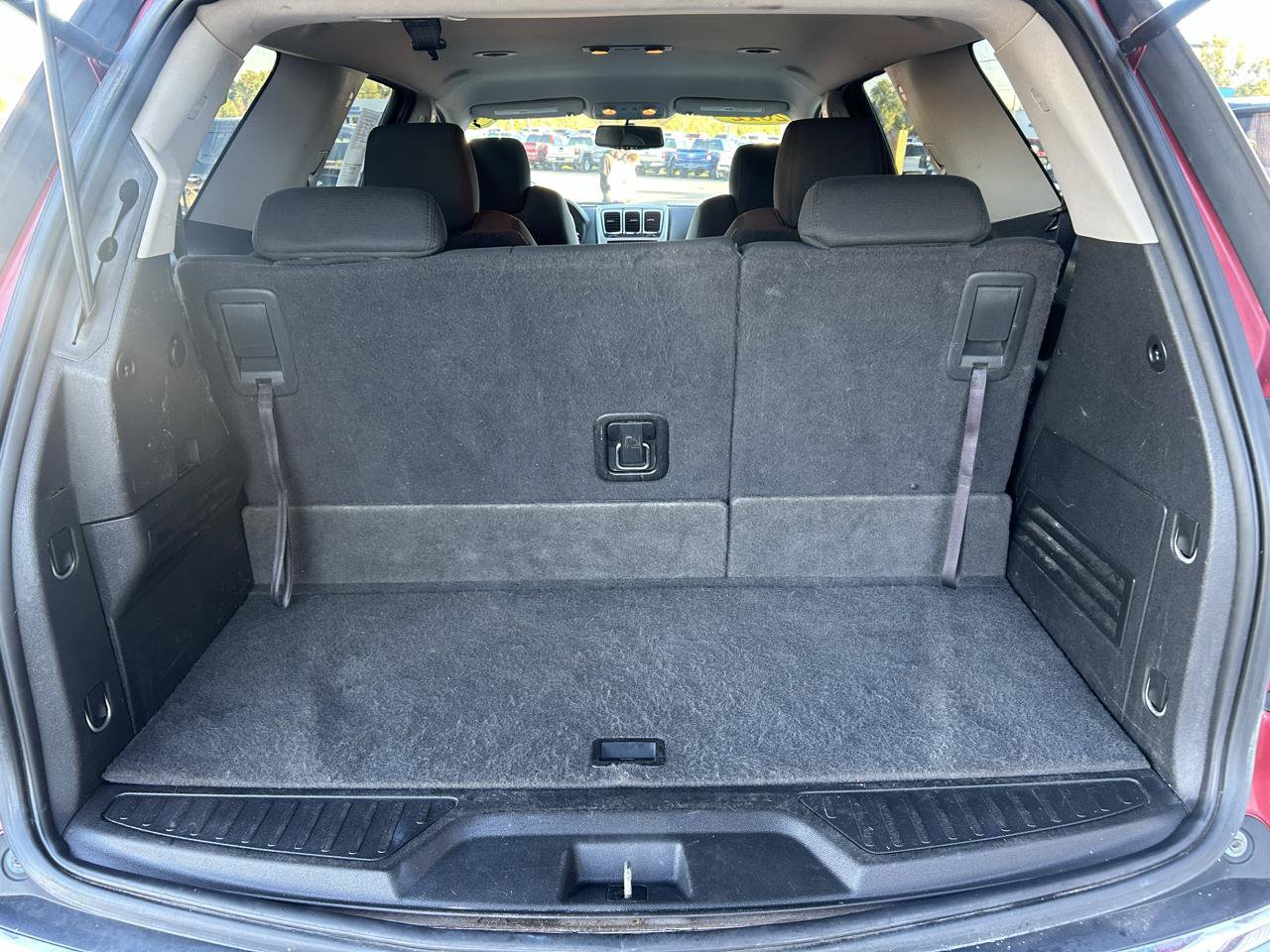 Used 2012 GMC Acadia SLE FWD image 18