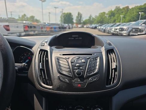 Used 2014 Ford Escape S FWD image 31