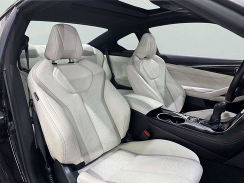 Used 2017 INFINITI Q60 3.0t w/ Premium Plus Package 3.0T AWD/4WD image 79