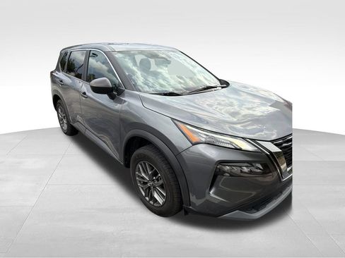 Used 2023 Nissan Rogue S AWD/4WD image 9