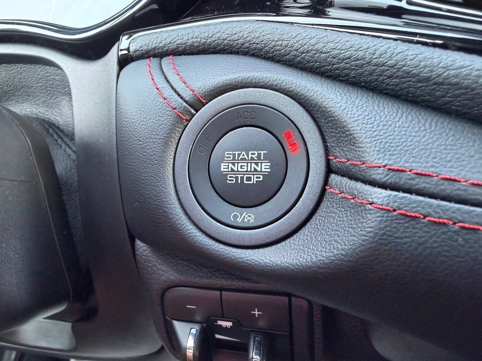 Used 2023 Dodge Durango GT AWD/4WD image 25