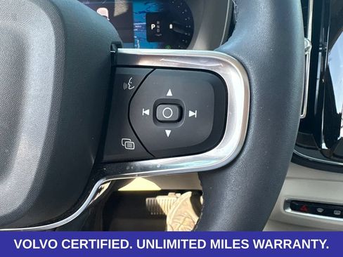Used 2024 Volvo XC40 B5 Plus w/ Protection Package Premier AWD/4WD image 23