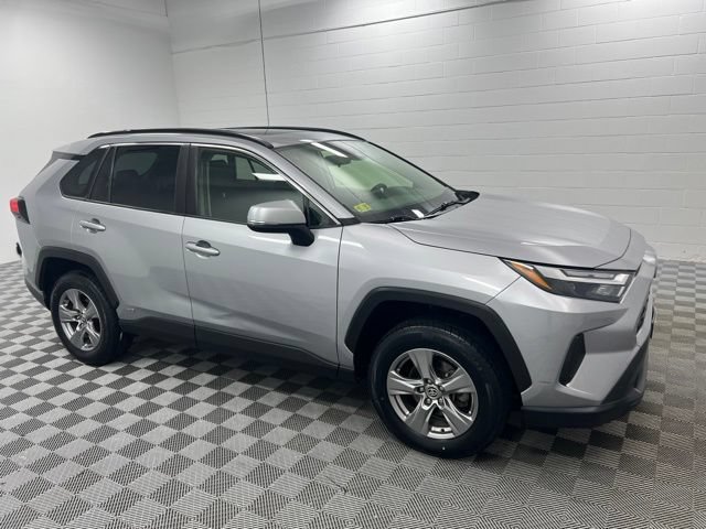 Used 2023 Toyota RAV4 XLE w/ Convenience Package AWD/4WD image 4