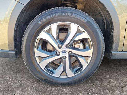 Certified 2022 Subaru Outback Touring image 9