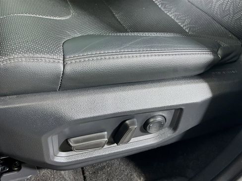 Used 2023 Toyota Tundra SR5 w/ SR5 Premium Package image 18