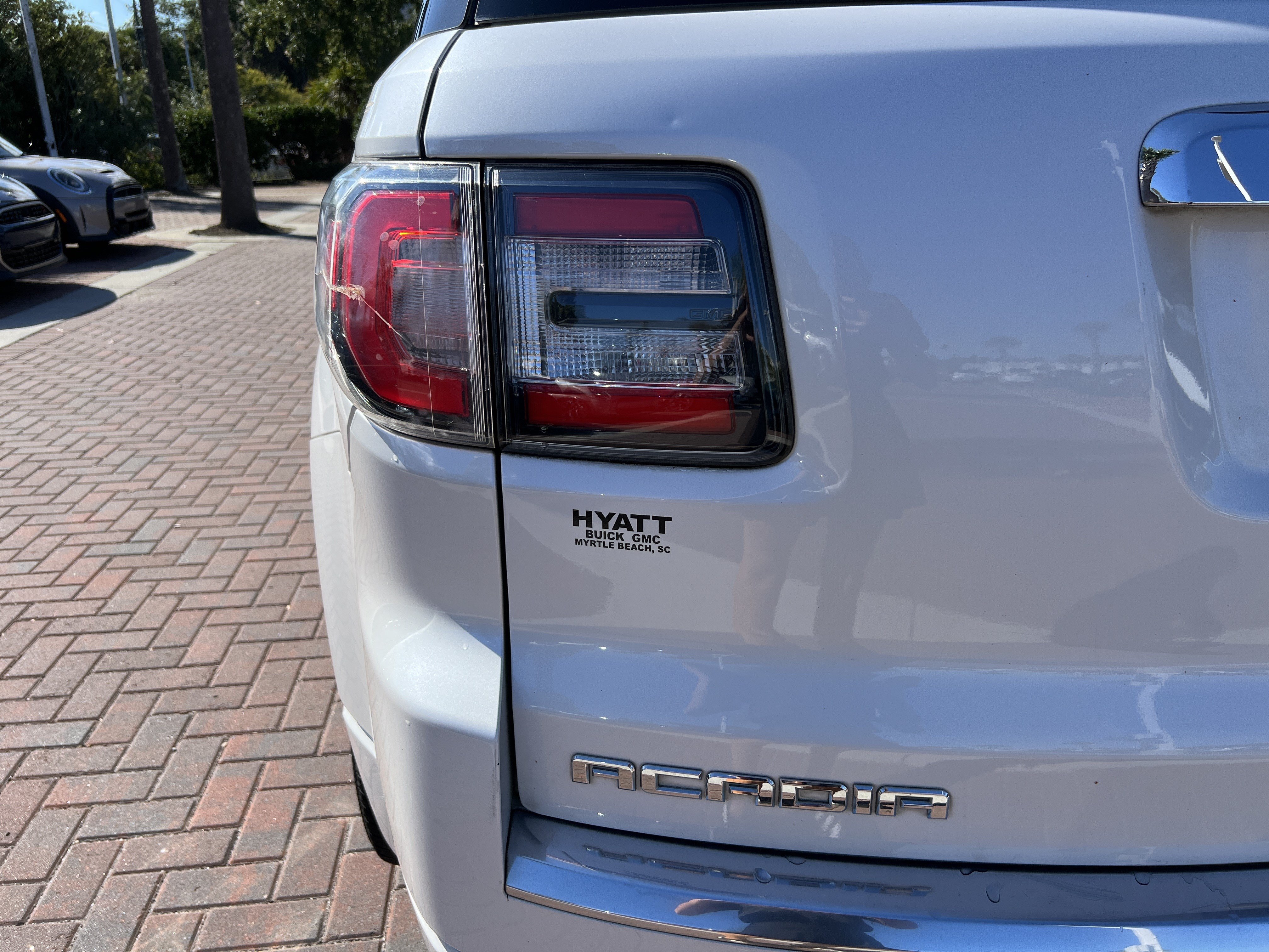 Used 2016 GMC Acadia Denali FWD image 40