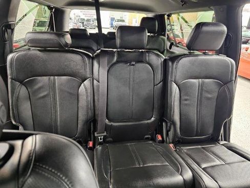 Used 2023 Jeep Wagoneer L Series II image 37