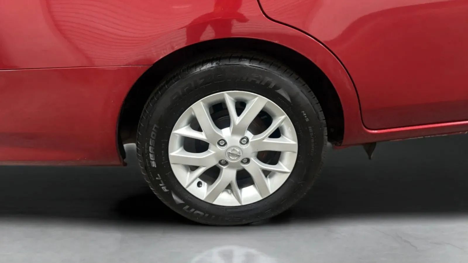 Used 2018 Nissan Versa SV w/ SV Special Edition Package FWD image 25