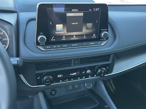 New 2026 Nissan Rogue SV image 9