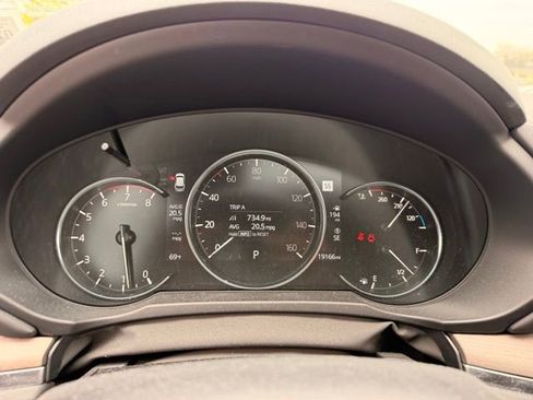 Used 2023 MAZDA CX-5 Signature image 15