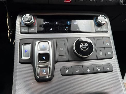 Used 2023 Hyundai Palisade Calligraphy FWD image 15