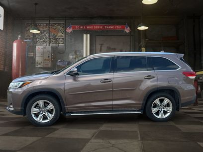 Used 2018 Toyota Highlander Limited