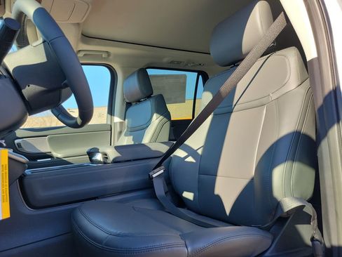 New 2026 Ford Expedition Max Active RWD image 18