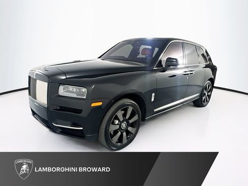 Used 2023 Rolls-Royce Cullinan AWD/4WD image 1