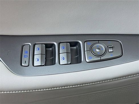 Used 2023 Hyundai Palisade Limited image 19