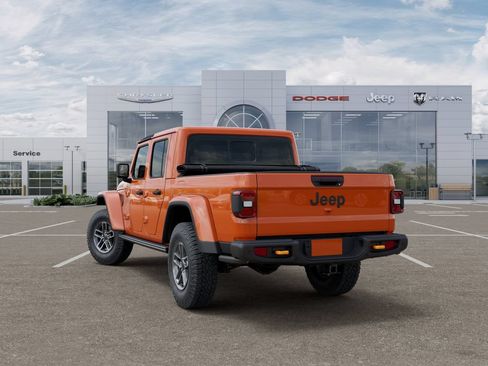 New 2026 Jeep Gladiator Mojave w/ Steel Bumper Group AWD/4WD image 3