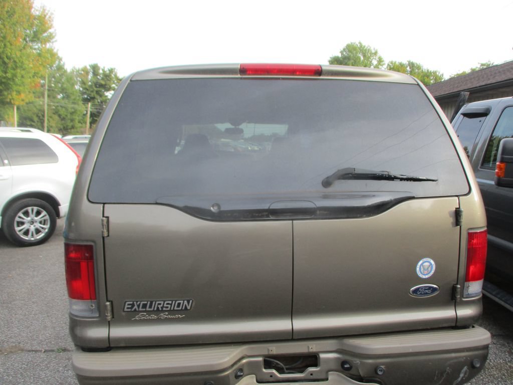 Used 2005 Ford Excursion Eddie Bauer AWD/4WD image 6