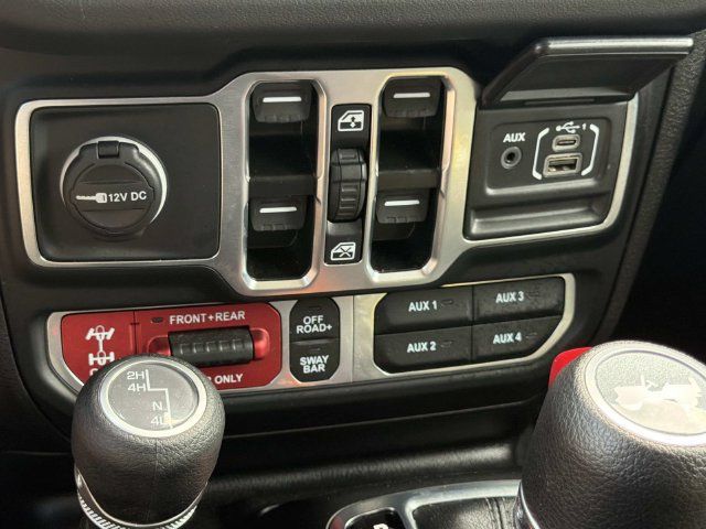 Used 2025 Jeep Wrangler Unlimited Rubicon AWD/4WD image 26