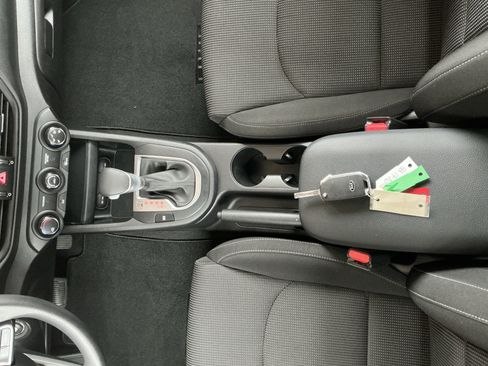 Used 2021 Kia Forte LXS image 11