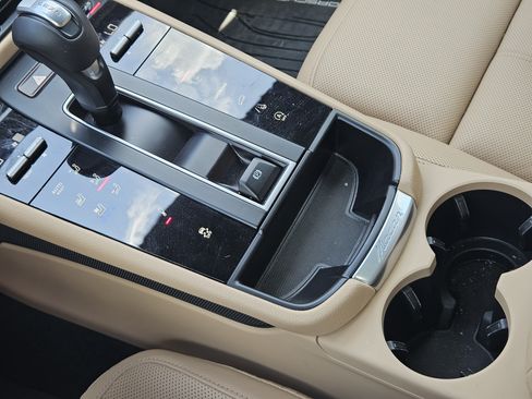Certified 2026 Porsche Macan S AWD/4WD image 20