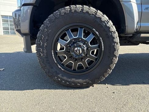 Used 2021 Ford F450 Platinum w/ FX4 Off-Road Package image 31