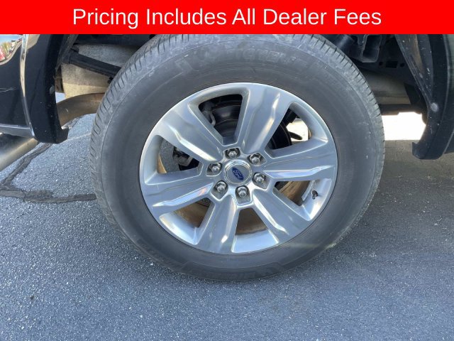 Used 2016 Ford F150 Platinum w/ Equipment Group 701A Luxury AWD/4WD image 11