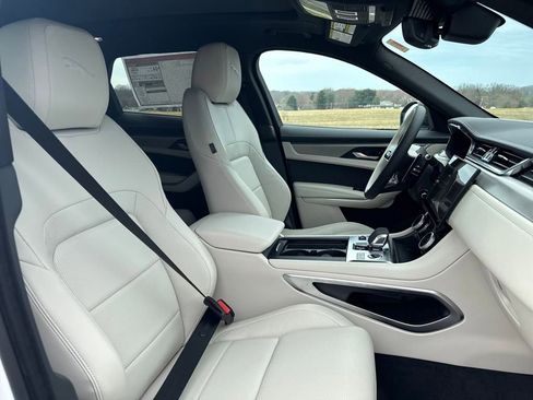 New 2026 Jaguar F-PACE R-Dynamic S image 17