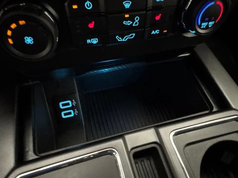 Used 2018 Ford F150 XLT w/ Equipment Group 302A Luxury AWD/4WD image 33