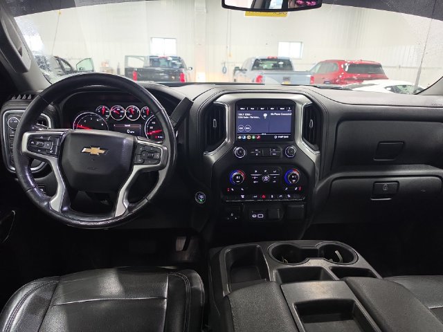 Used 2020 Chevrolet Silverado 3500 LT w/ Convenience Package AWD/4WD image 4