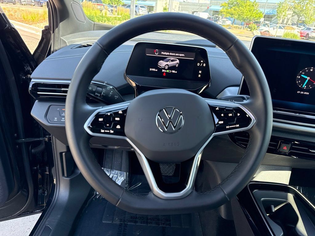 Certified 2025 Volkswagen ID.4 Pro AWD/4WD image 14