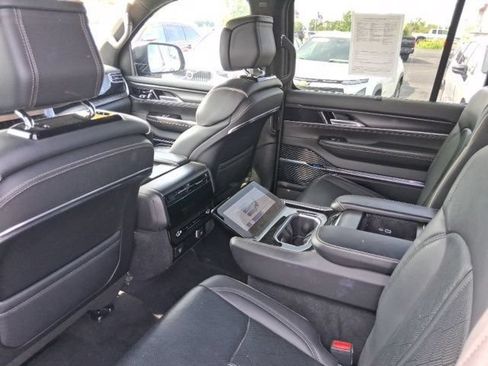 Used 2024 Jeep Grand Wagoneer L Series II w/ Quick Order Packagew 28T AWD/4WD image 19