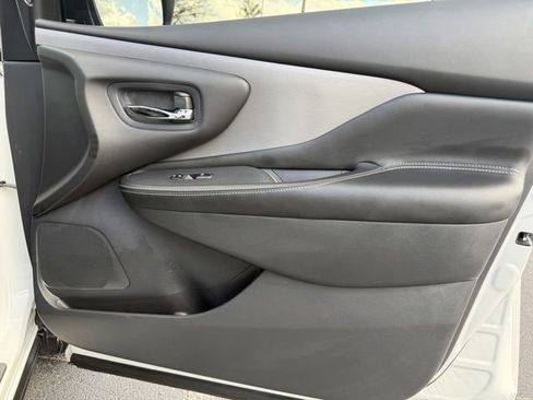 Used 2024 Nissan Murano SV w/ SV Midnight Edition Package FWD image 26
