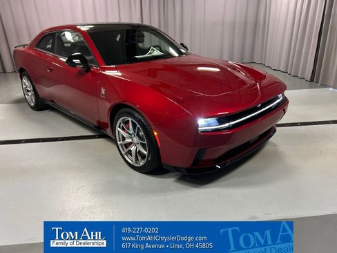 Used 2024 Dodge Charger R/T Scat Pack w/ Plus Group image 1