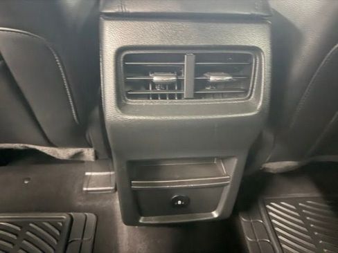 Used 2023 Ford Edge SEL AWD/4WD image 20