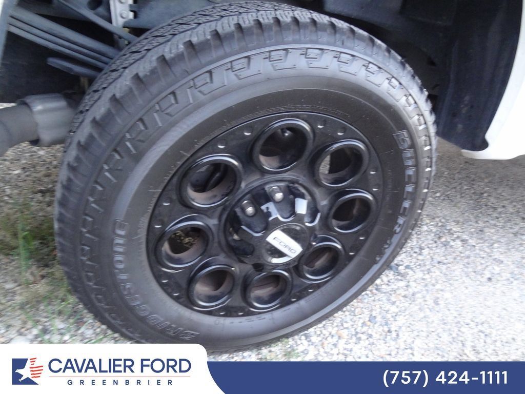 Used 2024 Ford F350 Lariat w/ Lariat Ultimate Package AWD/4WD image 14