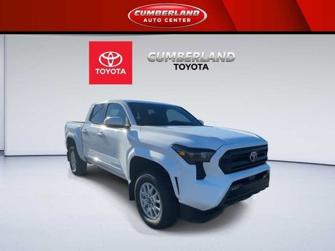 New 2026 Toyota Tacoma SR5 image 2