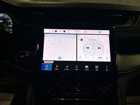 Used 2024 Jeep Grand Cherokee Limited w/ Trailer Tow Package image 17