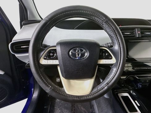 Used 2016 Toyota Prius Four Touring FWD image 13